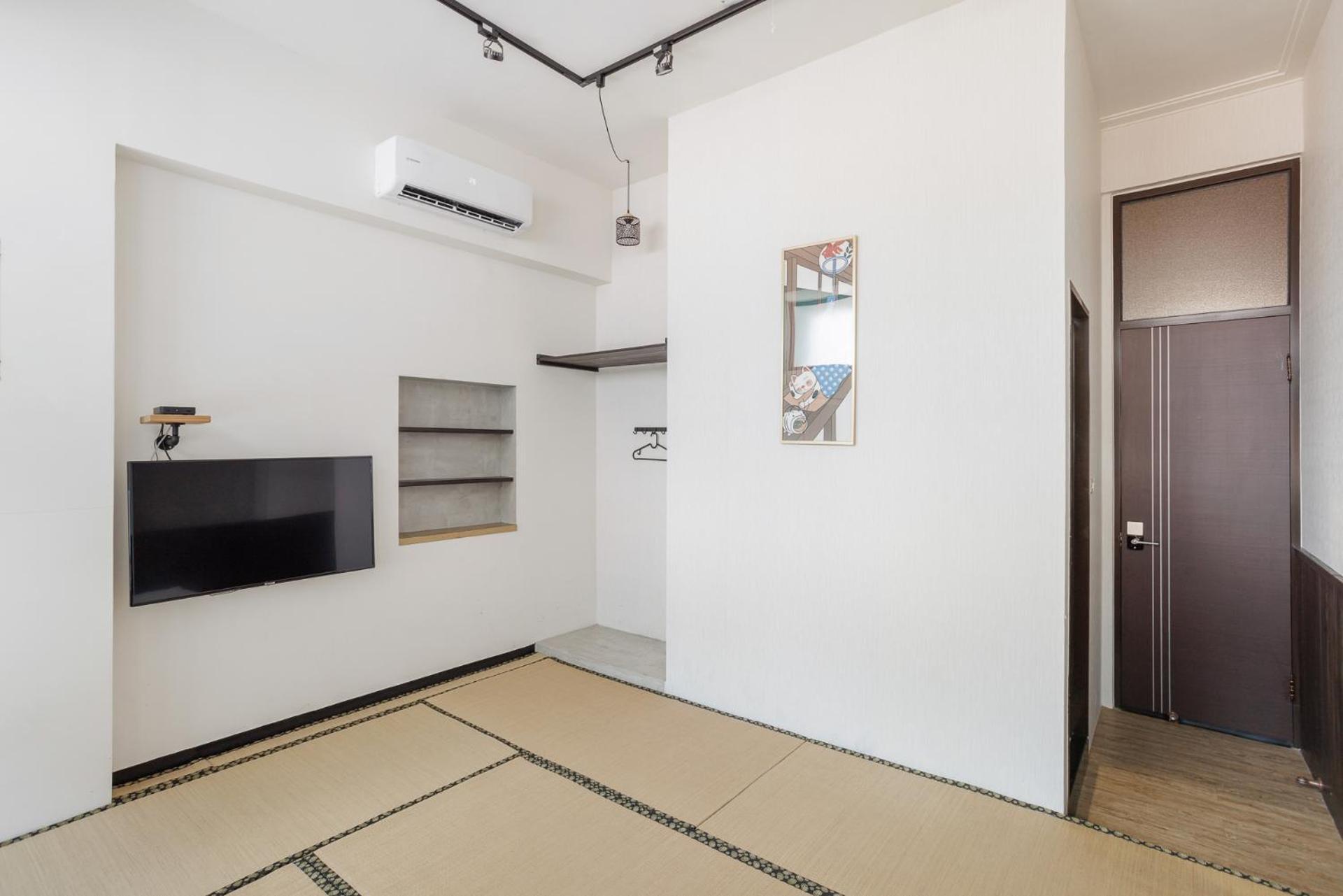 Appartement 成功古巷民宿 6-16人可包棟 à Tainan Extérieur photo